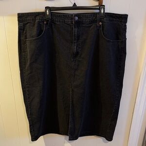 Universal Thread Black Denim Pencil Skirt